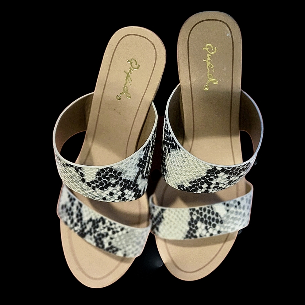 Qupid Snakeskin Look Cork Wedge Slip On Sandals. NICE!